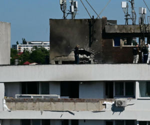 Dron wbił się w blok w Rumunii! Wielki pożar, są ranni