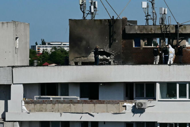 Dron wbił się w blok w Rumunii! Wielki pożar, są ranni