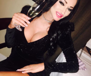 MAŁGORZATA NEFRETETE GODLEWSKA