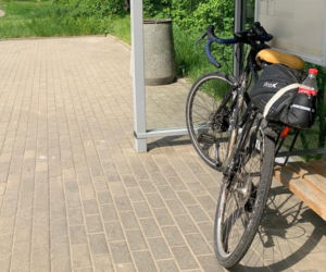 Rowerzysta wjechał w 5-latka wysiadającego z autobusu! Rodzice wpadli w szał i doszło do szarpaniny!