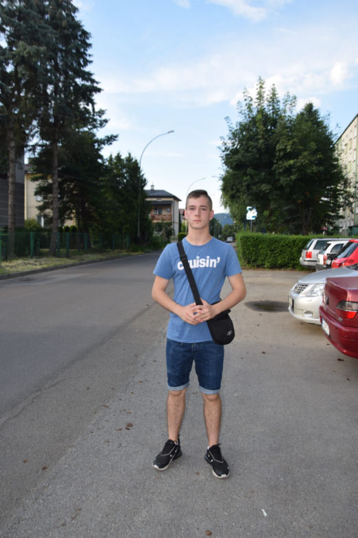 Policja pobiła mnie za tabletki na migrenę