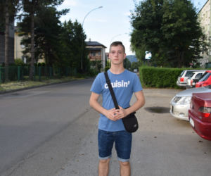 Policja pobiła mnie za tabletki na migrenę