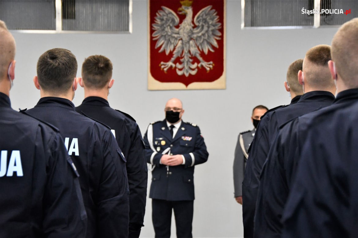  Śliczne policjantki zasiliły szeregi śląskiej policji. Ślubowanie mają za sobą [ZDJĘCIA]