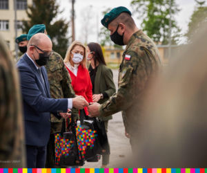 Podlascy żołnierze odebrali podziękowania za pomoc w walce z pandemią [ZDJĘCIA]