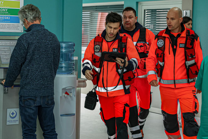 "Szpital św. Anny", odcinek 88: Zyta próbuje namówić Krzysztofa Wrońskiego do powrotu do pracy