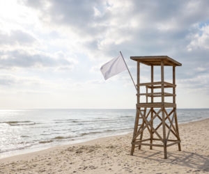 Sinice Chałupy. Czy w Chałupach można się kąpać 27.08? Flaga, warunki pogodowe
