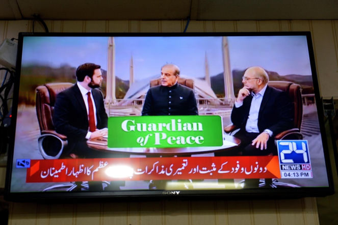 Ruszyły rozmowy pokojowe! Irańczycy i Amerykanie przy jednym stole