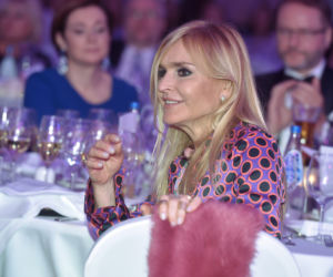 Monika Olejnik pokazała nogi 