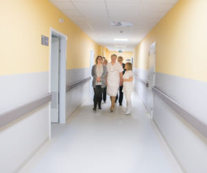 Szpital powiatowy w Łapach. W placówce otwarto nową część zabiegową [ZDJĘCIA]