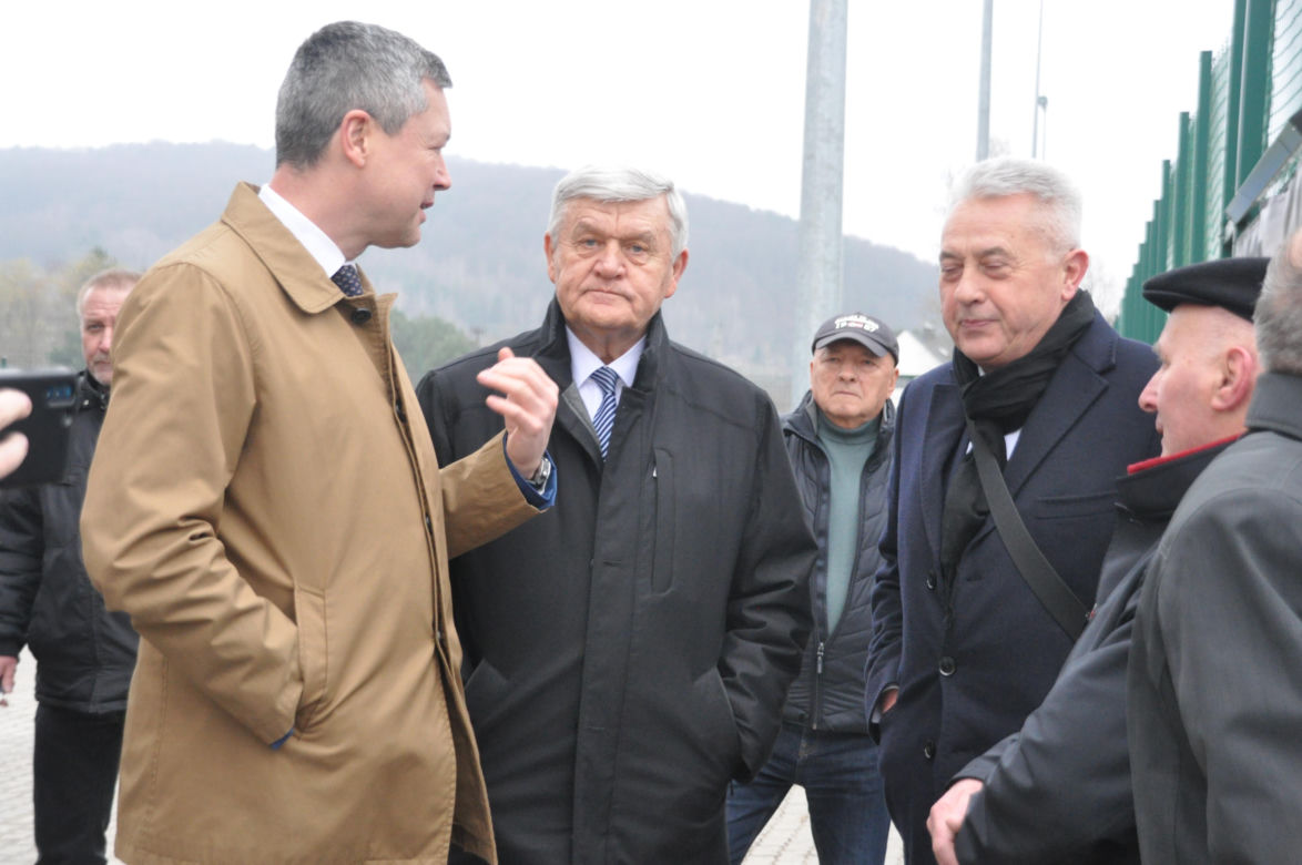 Włodzimierz Lubański w Nowinach