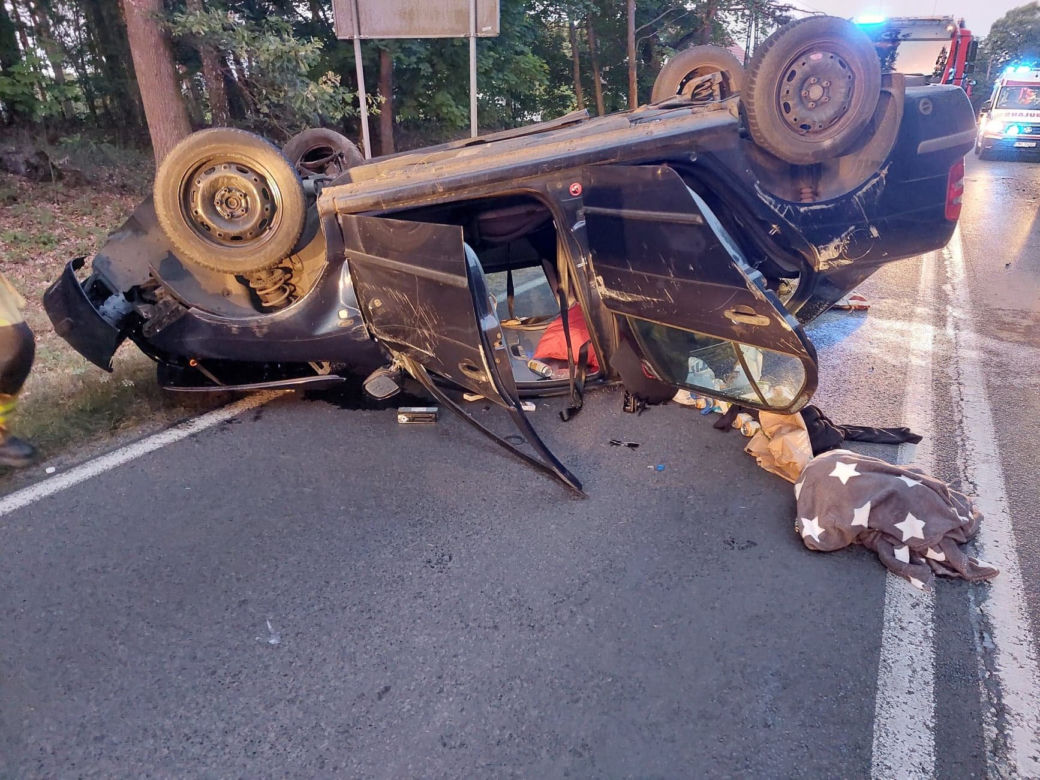 Groźny wypadek we Wronkach! Trzy osoby trafiły do szpitala