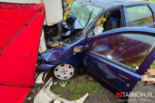 Życia trzech mężczyzn podróżujących osobówką nie udało się uratować