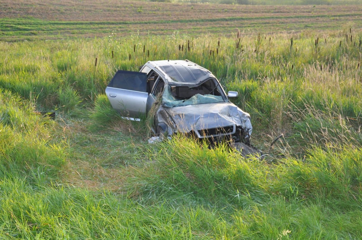 Tragiczny wypadek w Wozławkach. Zginął strażak z synkiem