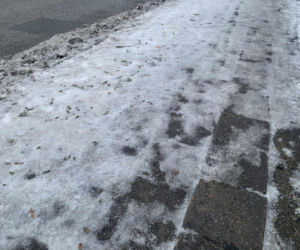 Mróz w Bydgoszczy. Nocami temperatura schodzi poniżej –10°C. Służby apelują o pomoc dla bezdomnych