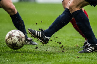 PKO BP Ekstraklasa. Wisła Kraków wygrywa w derbach i goni lidera