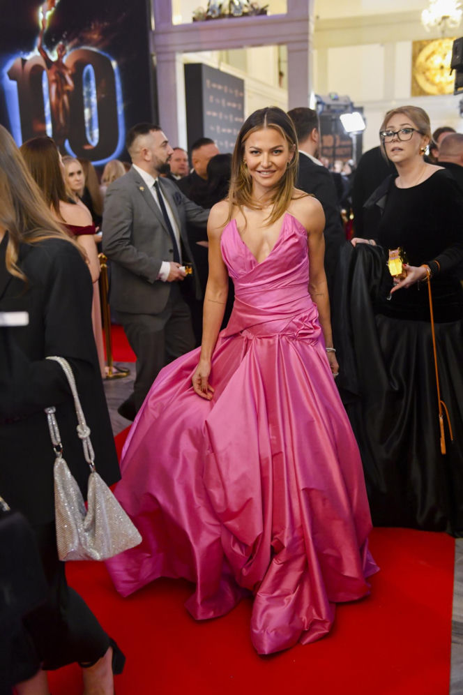 Anna Lewandowska na Gali Mistrzów Sportu wyglądała jak Barbie!