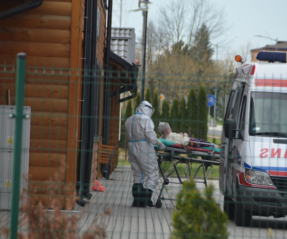 Koronawirus w Kleszczowie: Seniorzy opuścili DPS. Wśród nich byli 90-latkowie