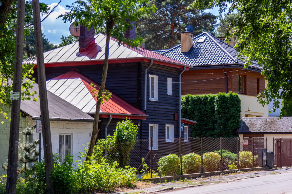 Boernerowo w Warszawie - zdjęcia drewnianego przedwojennego osiedla domów