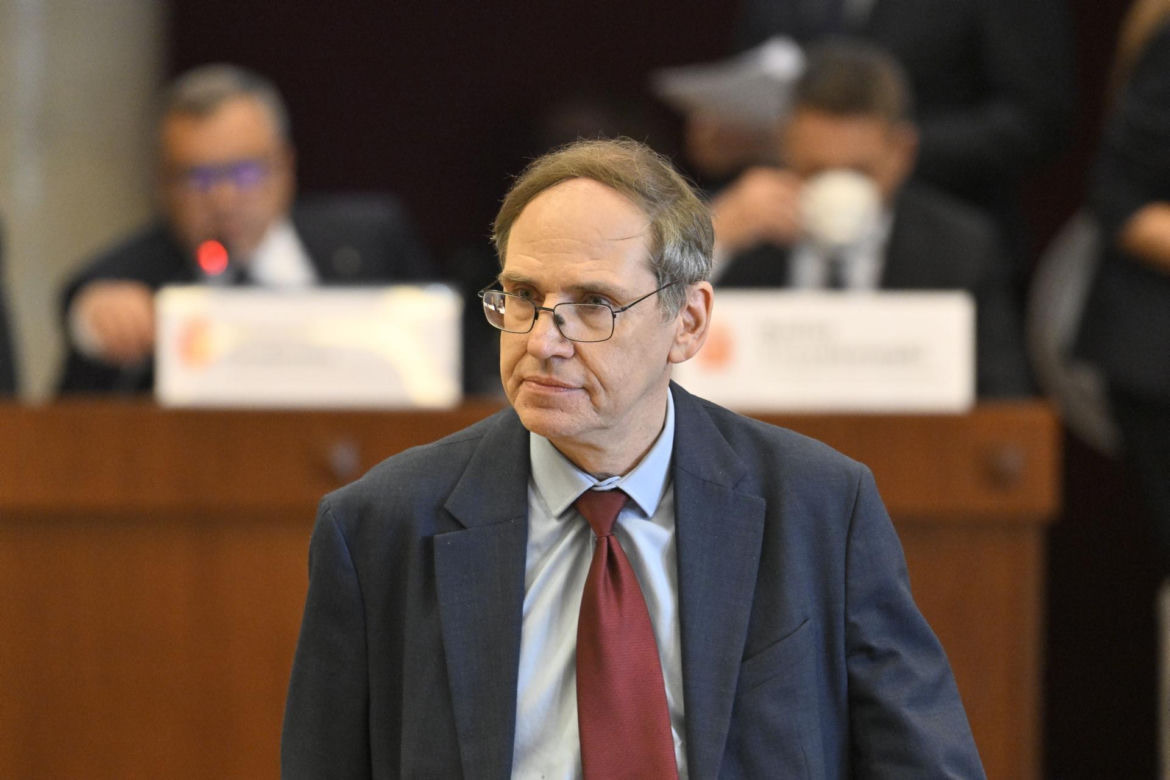 Wotum zaufania i absolutorium dla prezydenta Rafała Trzaskowskiego
