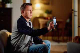 Na Wspólnej, odcinek 4199: Wojtek w poważnych tarapatach! Misiek groźbami próbuje dopaść Andżelę