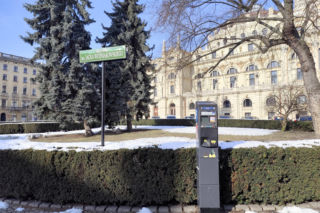 Chaos parkingowy w Krakowie. Prezydent zmienia zdanie