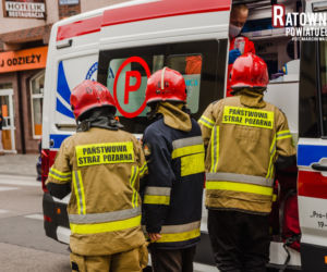 Wypadek w centrum Ełku. Poszkodowana kobieta i dziecko [ZDJĘCIA]