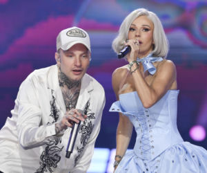 Doda nie zaśpiewa ze Smolastym ich wielkiego hitu. Nie do wiary na kogo postawił muzyk!