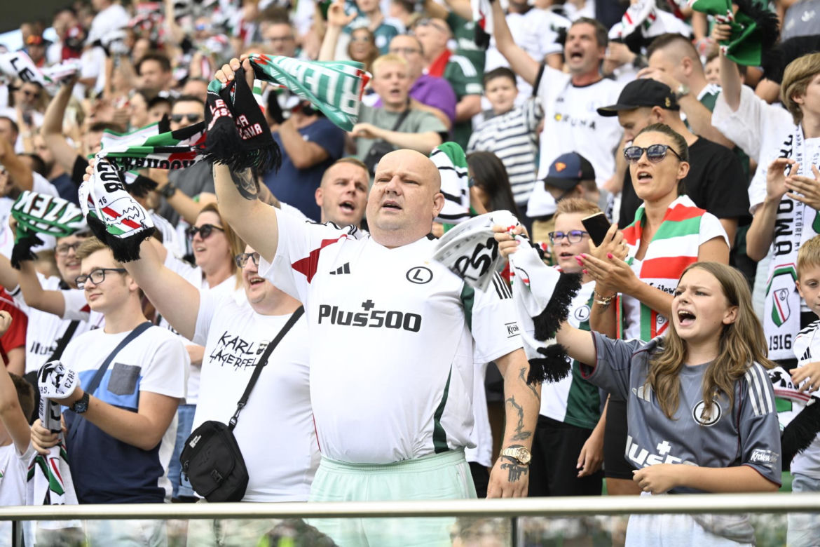 Legia Warszawa - Zagłębie Lubin: Zdjęcia kibiców