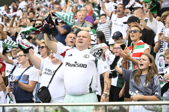 Legia Warszawa - Zagłębie Lubin: Zdjęcia kibiców