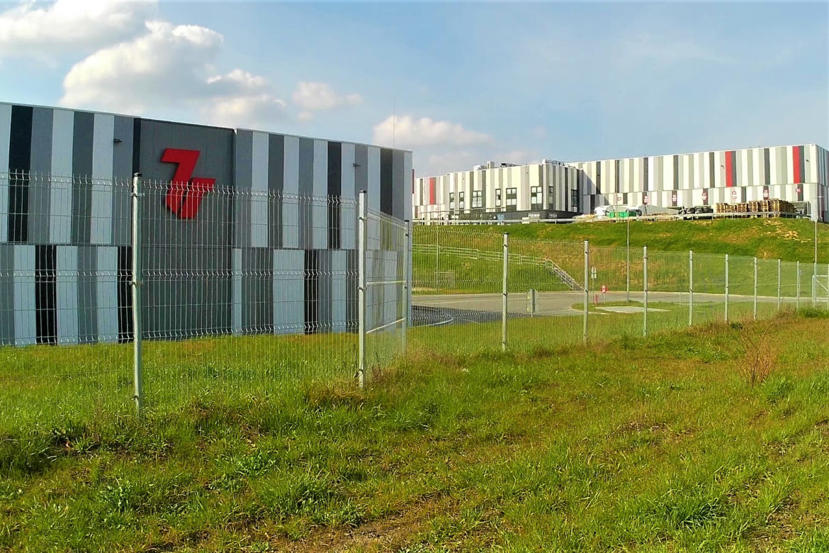 Pozostałości po trasie tramwajowej w "dolinie śmierci"