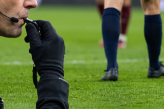 Górnik Zabrze wygrywa z Cracovią. Trener Grzelak wskazuje na błąd sędziego