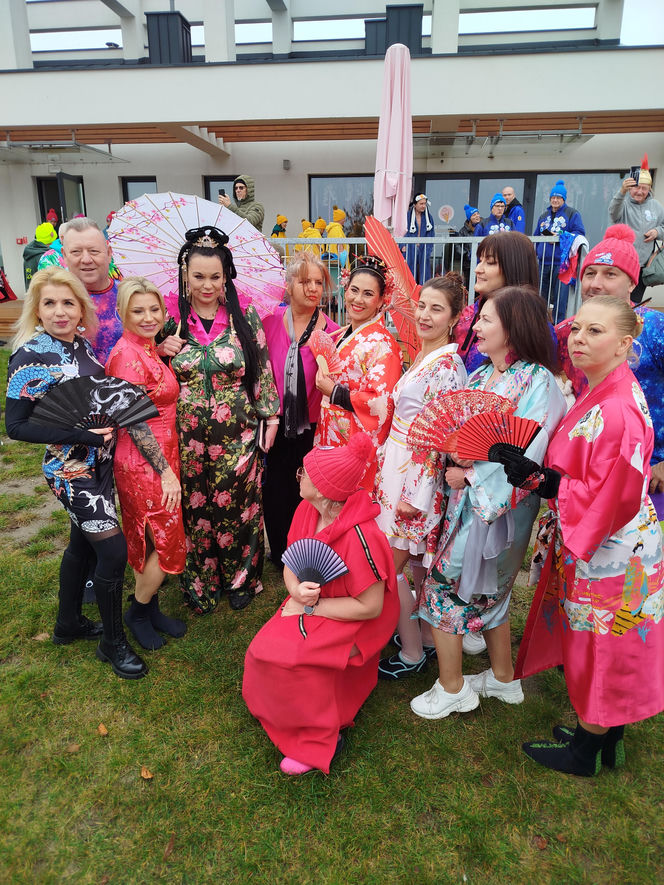 Mazowieckie Morsy otworzyły sezon morsowania 2025/2026 nad zalewem w Siedlcach