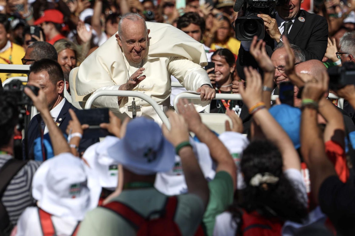 ŚDM 2023 w Lizbonie. Tłumy wiernych i wielka spowiedź. Podczas, której obecny jest Papież Franciszek
