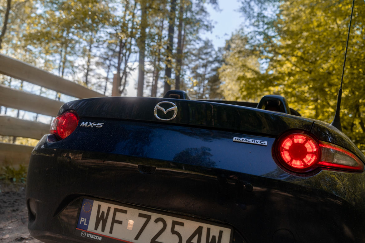 Mazda MX-5 2.0 Skyactiv-G 184 KM 6MT iELOOP Skyfreedom
