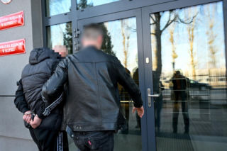 Koszmarny wypadek podczas powrotu z urodzin w Dębnicy Kaszubskiej. Są zarzuty dla dwóch mężczyzn