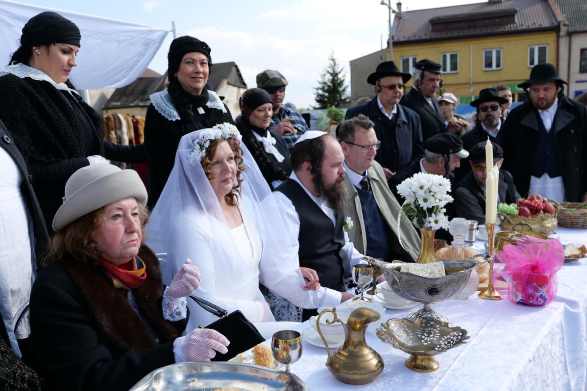 Starachowice: Wierzbnickie Meżaliany, akt II. Zaślubiny i wesele
