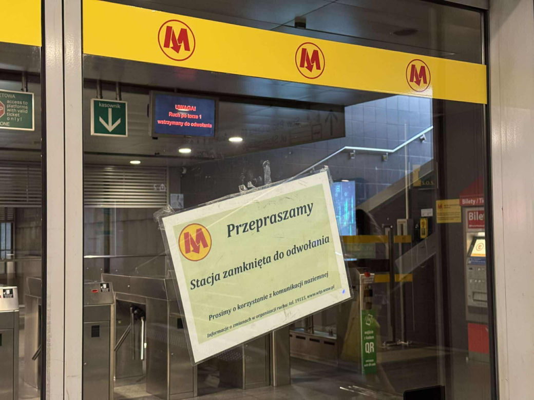 Utrudnienia w metrze w Warszawie (3.07.2025)