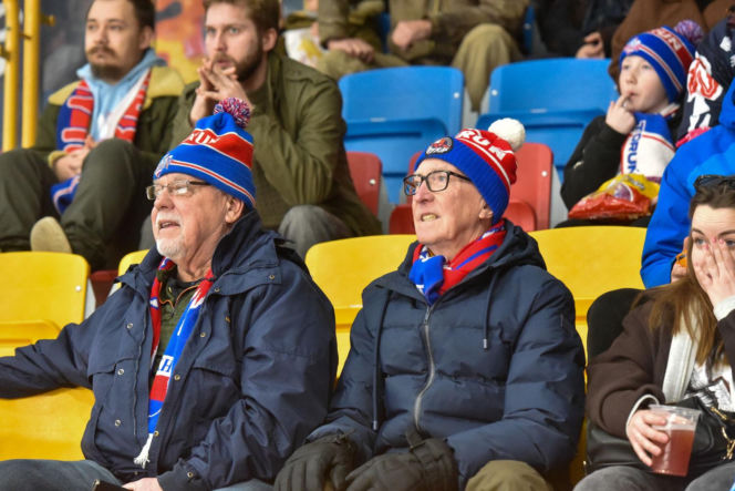 KH Energa Toruń - Unia Oświęcim 2:1! Zdjęcia kibiców i zawodników obu drużyn