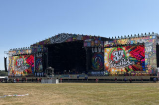 32. edycja Pol'and'Rock Festivalu już trwa. Tłumy opanowały Lotnisko Czaplinek-Broczyno