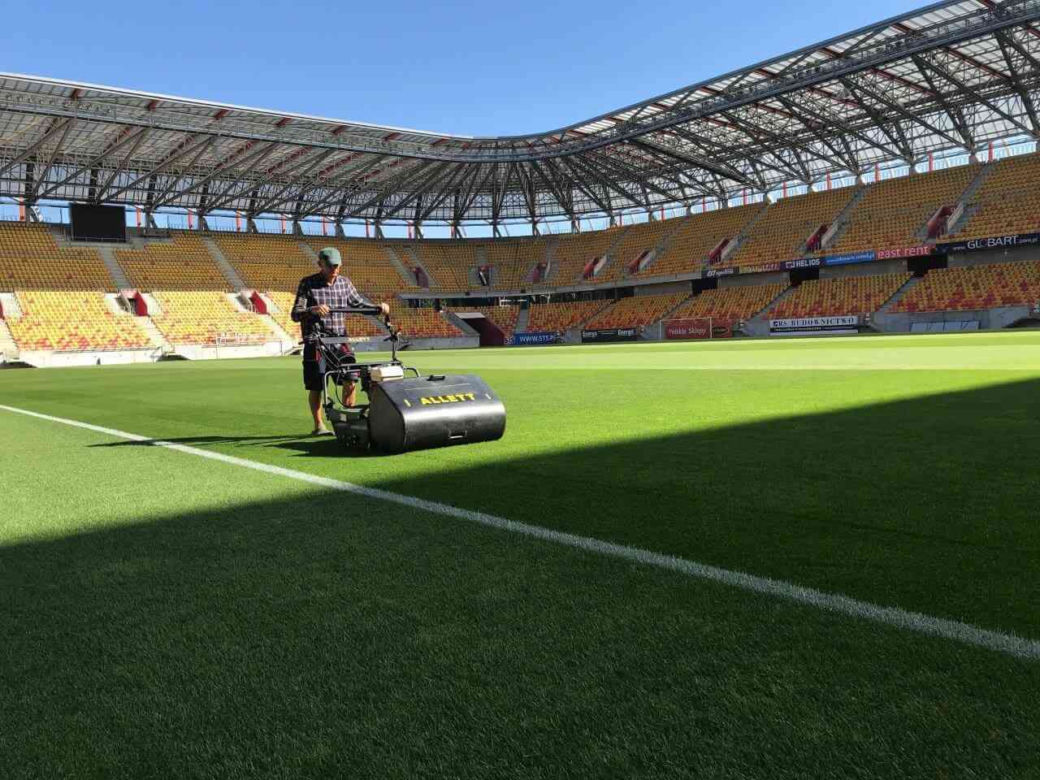 Stadion Miejski w Białymstoku ma najlepszą murawę w całej Polsce [ZDJĘCIA]