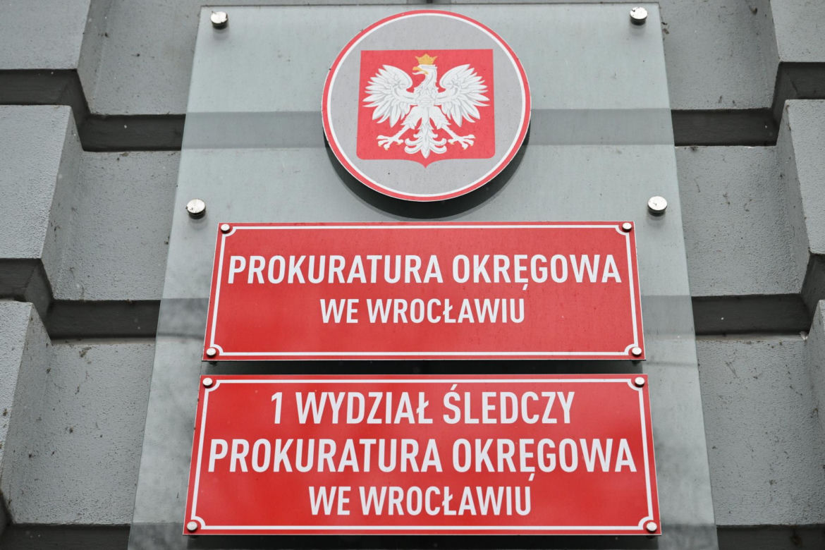 Grzegorz Braun pojawił się w prokuraturze. Nie otrzymał żadnych zarzutów