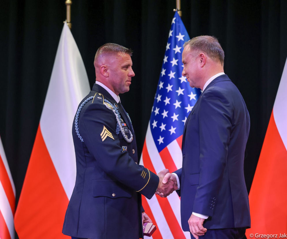 Prezydent odznaczył bohatera i Polonię