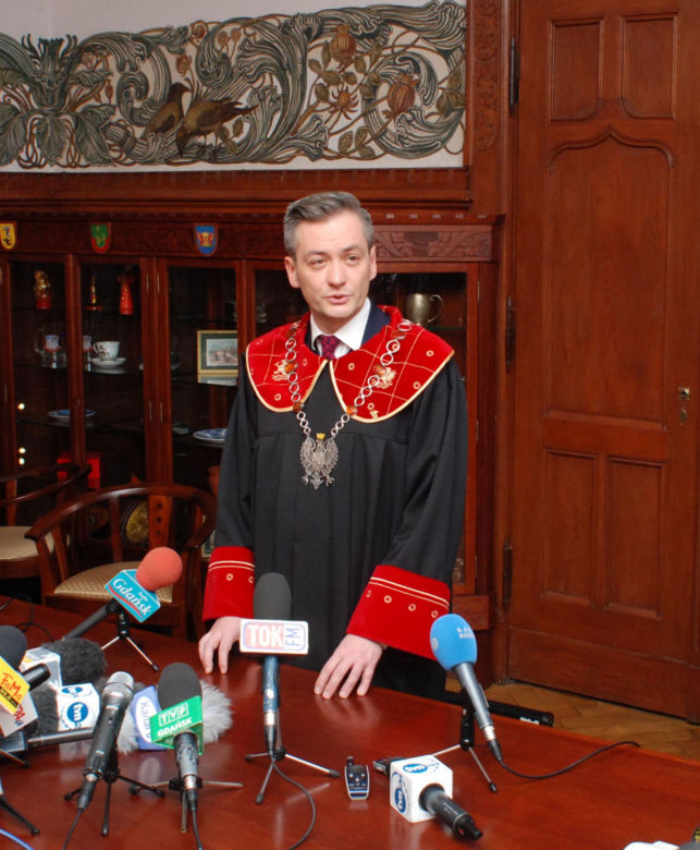 Tak zmieniał się Robert Biedroń