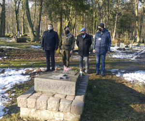 Rocznica Powstania Styczniowego. Cmentarz garnizonowy w Grudziądzu