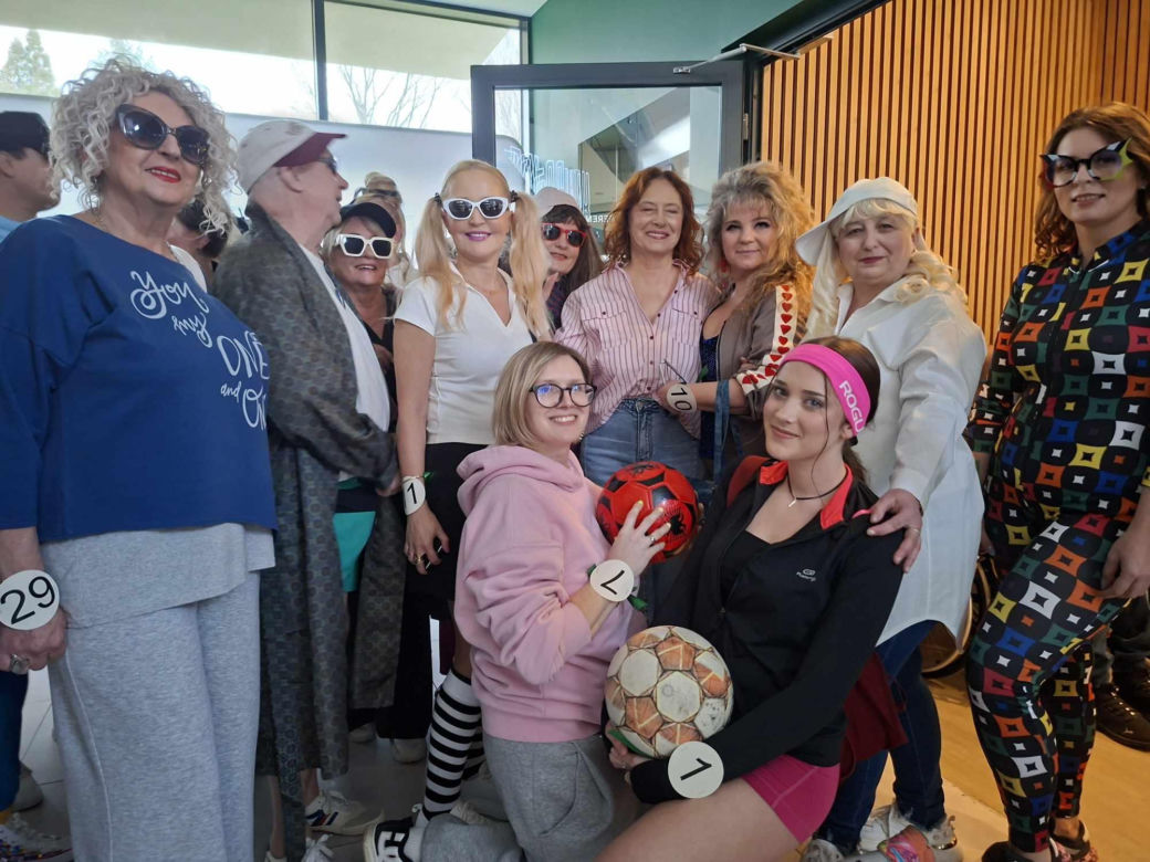 Starachowice. Moda, która nie zna metryki! Międzypokoleniowe show w Centrum Kreatywności Pałacyk