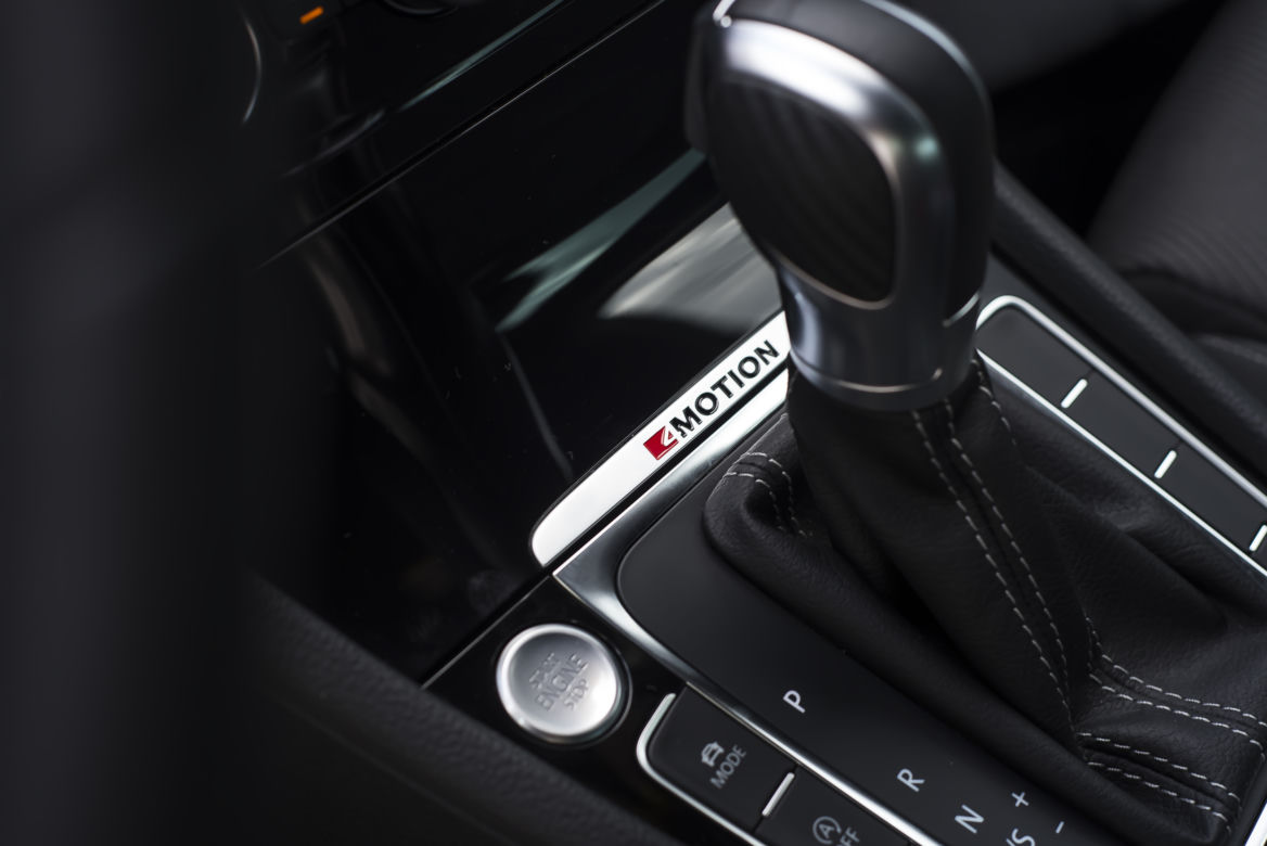 Volkswagen Golf R 5D 2.0 TSI 300 KM DSG7 4Motion