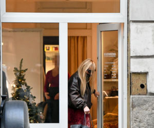 Monika Olejnik weszła w spódnicy, wyszła bez