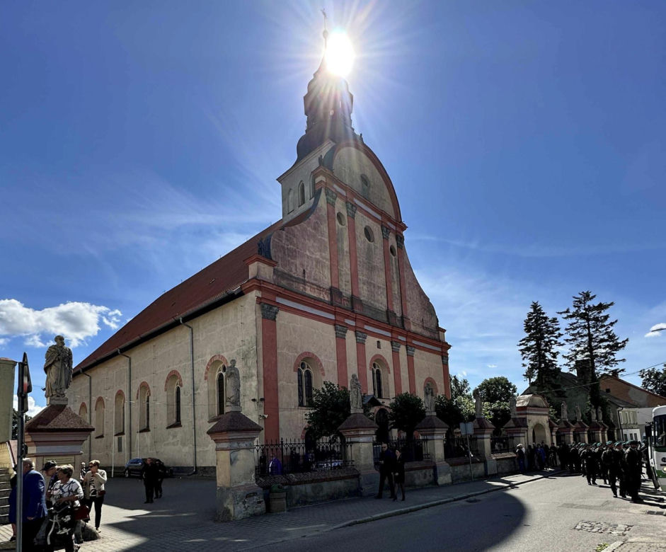 Ojciec i 2-letni synek spoczęli w jednej trumnie