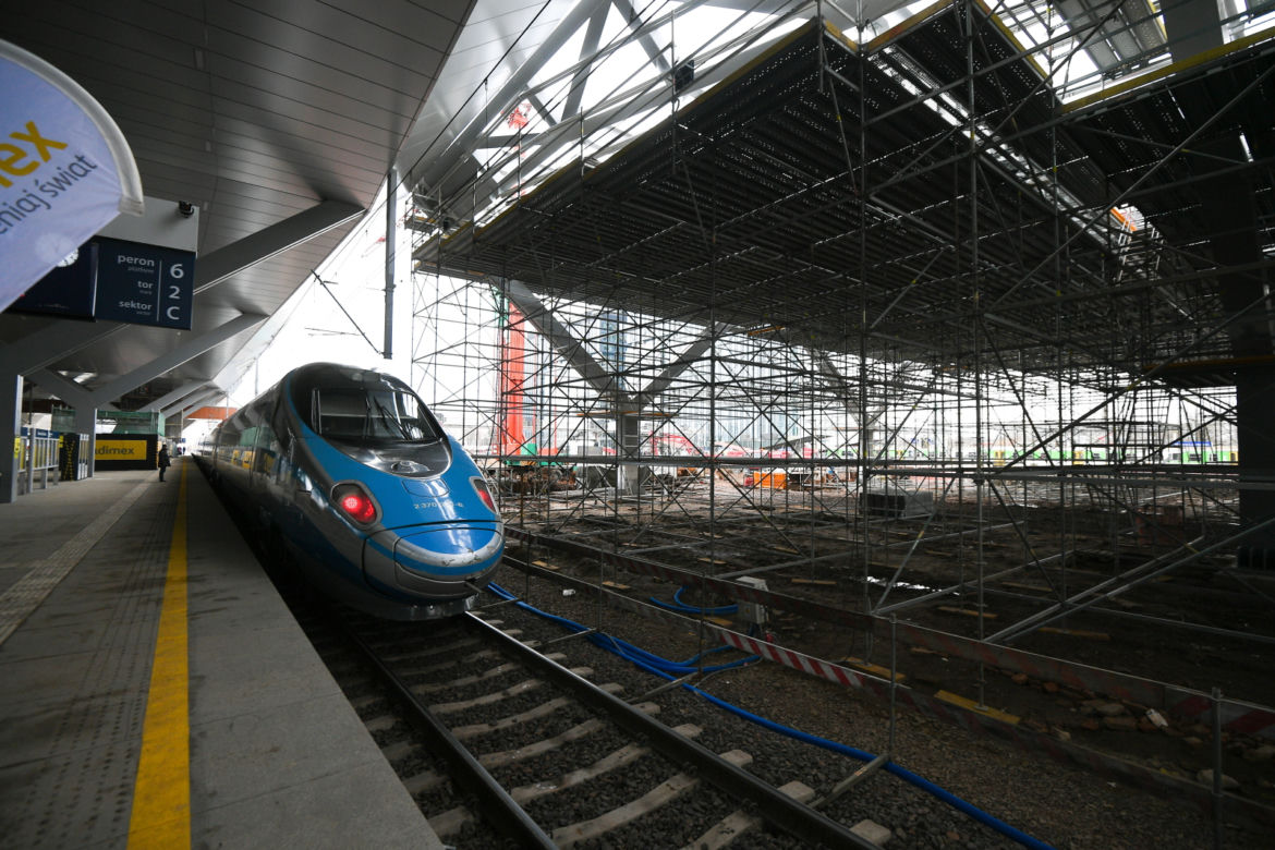 Prace budowlane na stacji kolejowej Warszawa Zachodnia