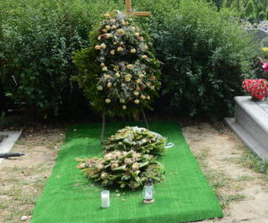 Grób Pawła Ż., ojca zamordowanego Dawidka 